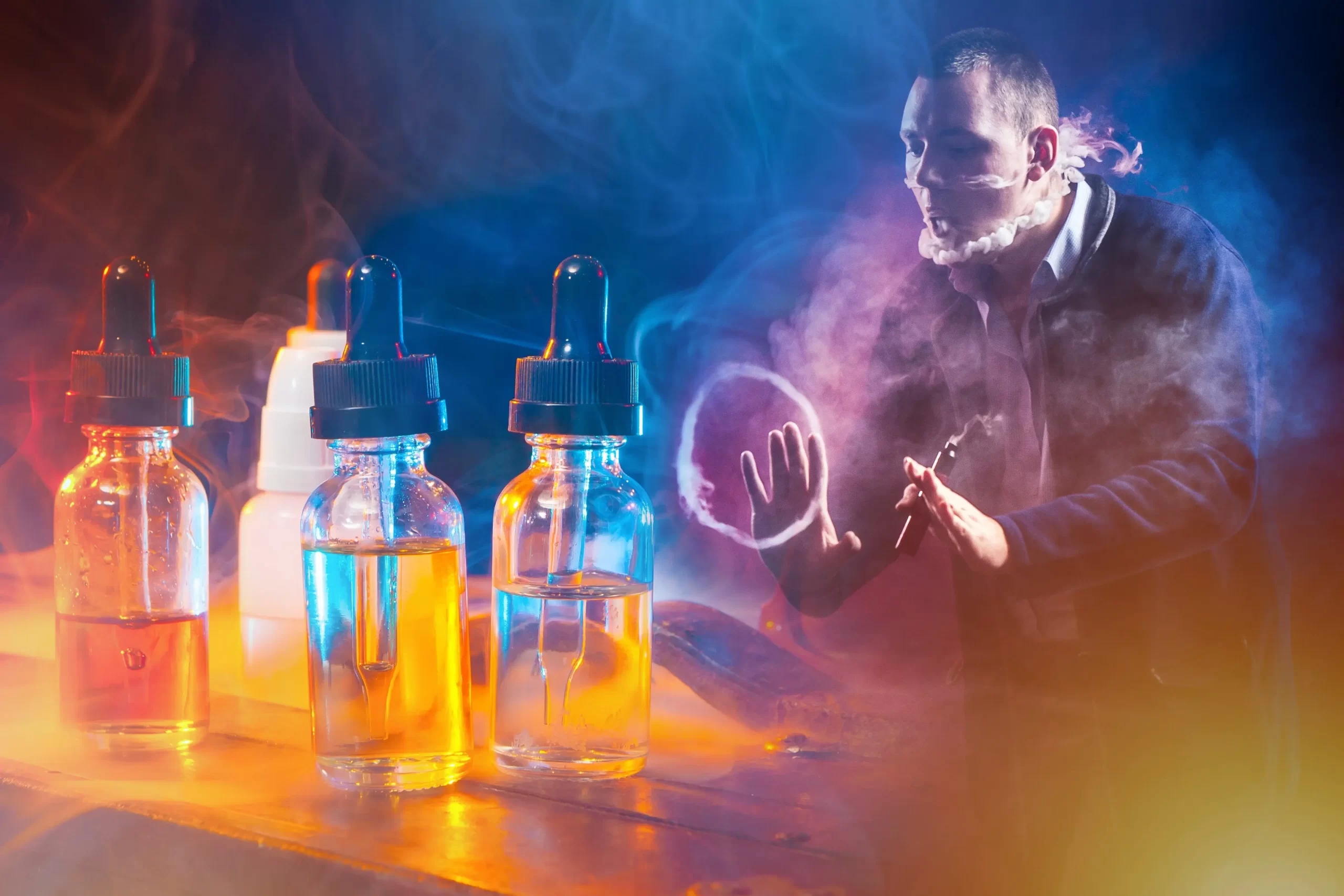 How does the PG/VG ratio affect vape flavors and smoke?
